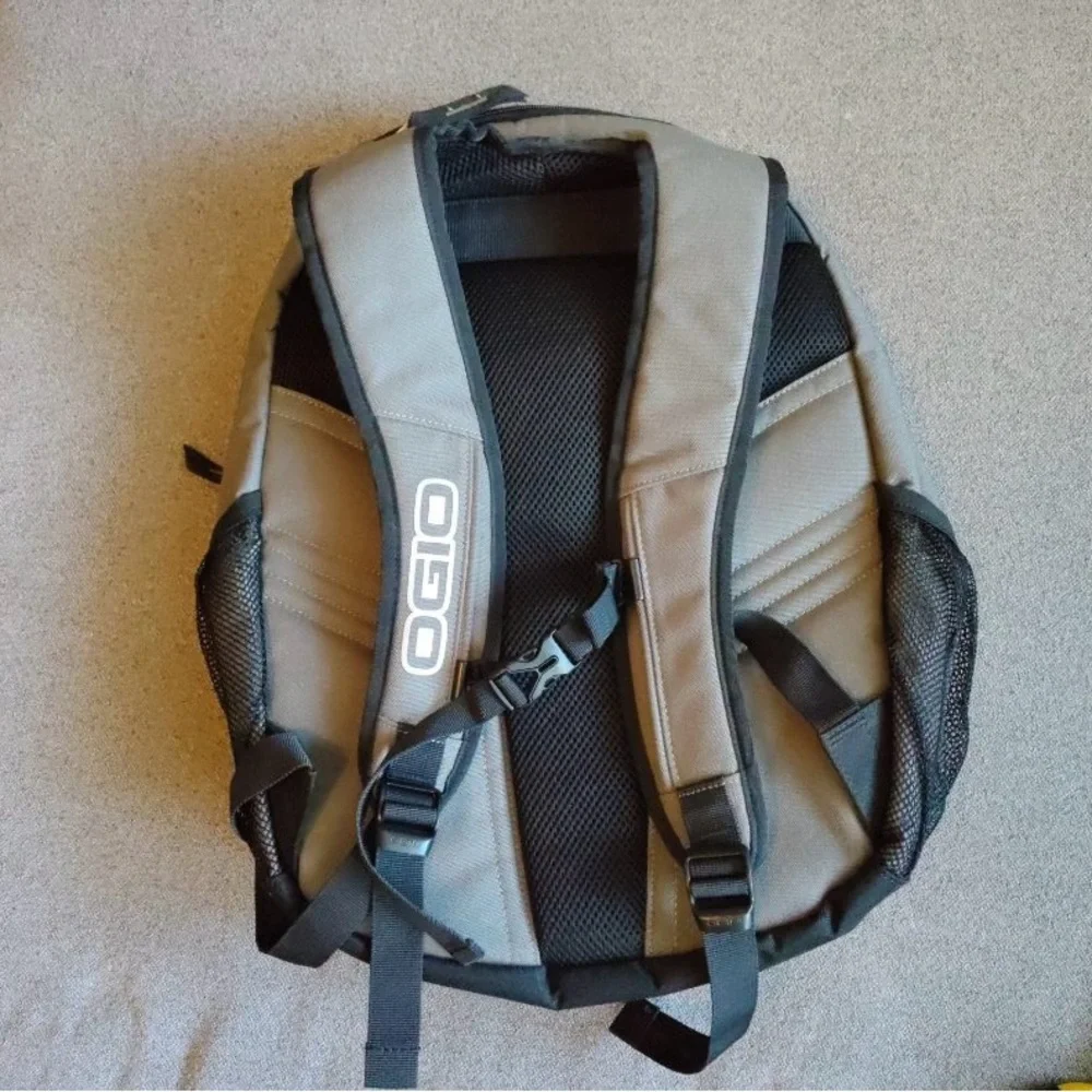 OGIO 5 Energy Logo Black Gray Green Backpack Laptop Travel Bag
